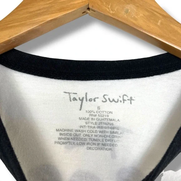 Taylor Swift 1989 Polaroid World Tour Ringer Retro T Shirt Women's Small - Picture 6 of 7